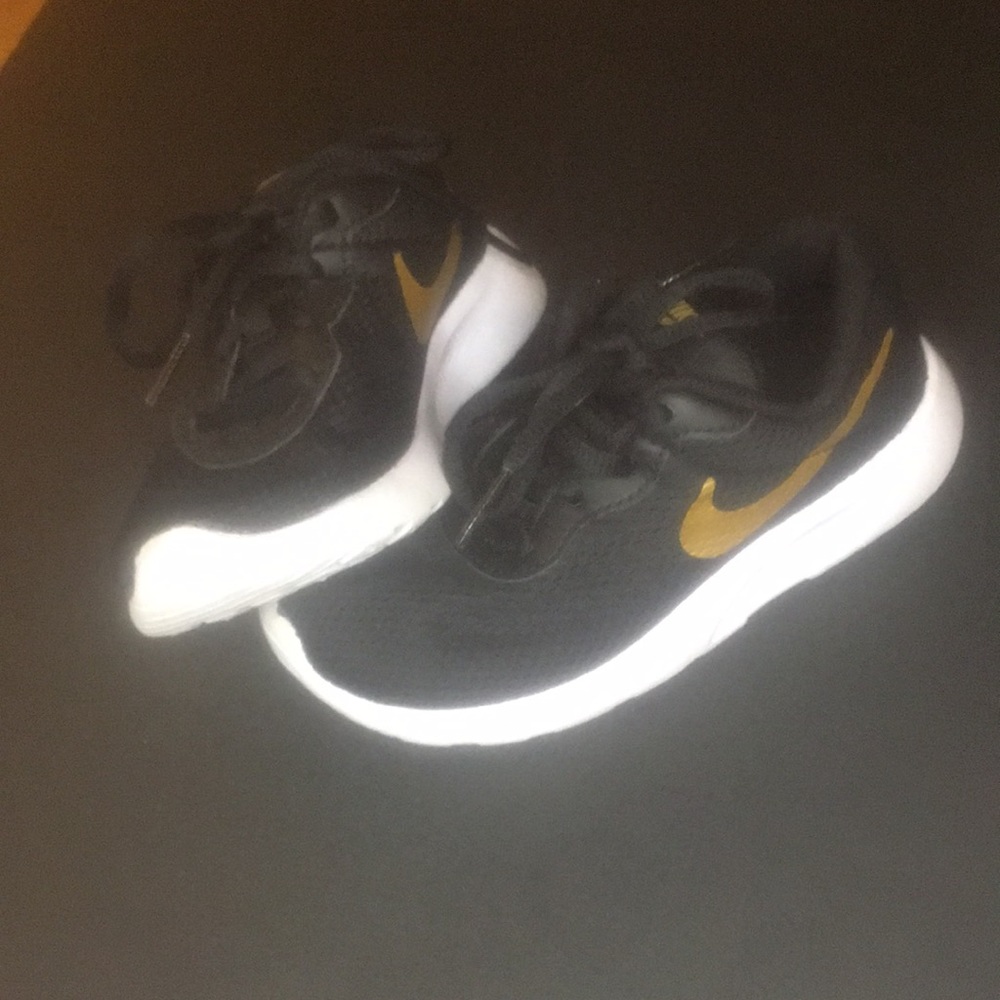 Lightweight toddler Nike shoes